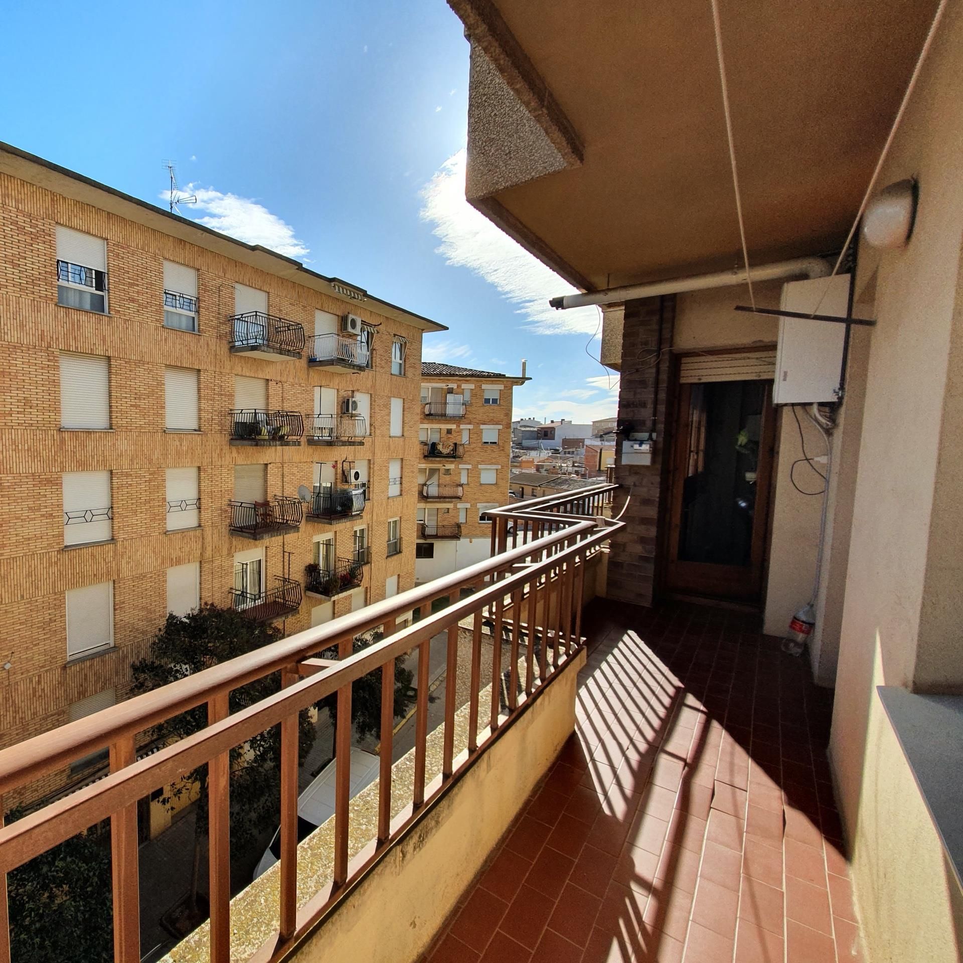 Exterior view of Flat for sale in Binéfar  with Heating, Storage room and Balcony