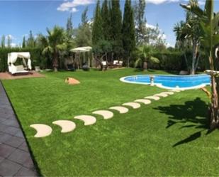 Jardí de Casa o xalet en venda en Aznalcázar amb Aire condicionat, Terrassa i Piscina