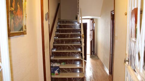 Foto 2 de Casa adosada en venta en Calle Velázquez, Torredelcampo, Jaén