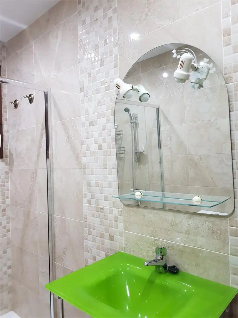 Grundstücke zum Verkauf in Cañuelo, Olvera Badezimmer von Grundstücke zum Verkauf in Olvera