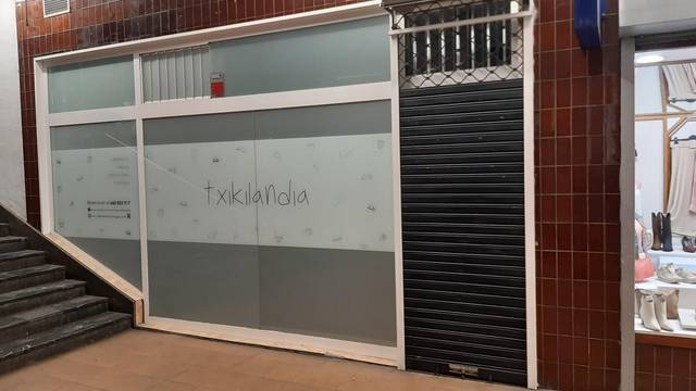 Local comercial en Venta en Estrada Abaro, 10 en Zorrotza