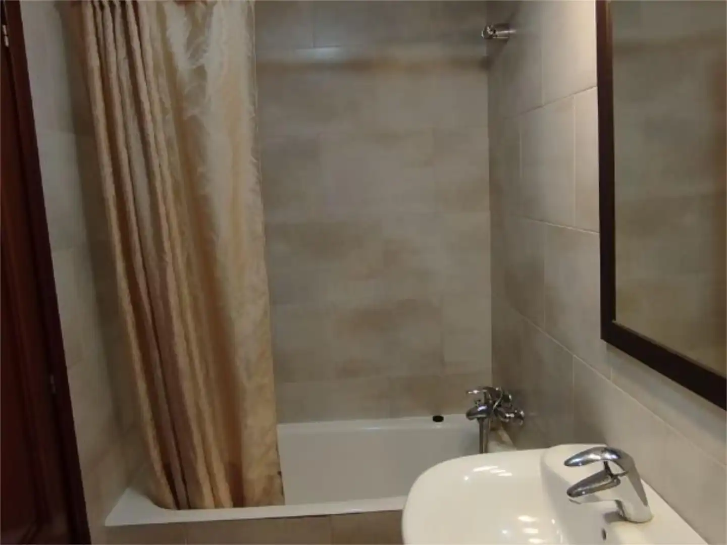 Flat for sale in Calle Estación, 5, Berriz Bathroom of Flat for sale in Berriz with Heating, Parquet flooring and Terrace