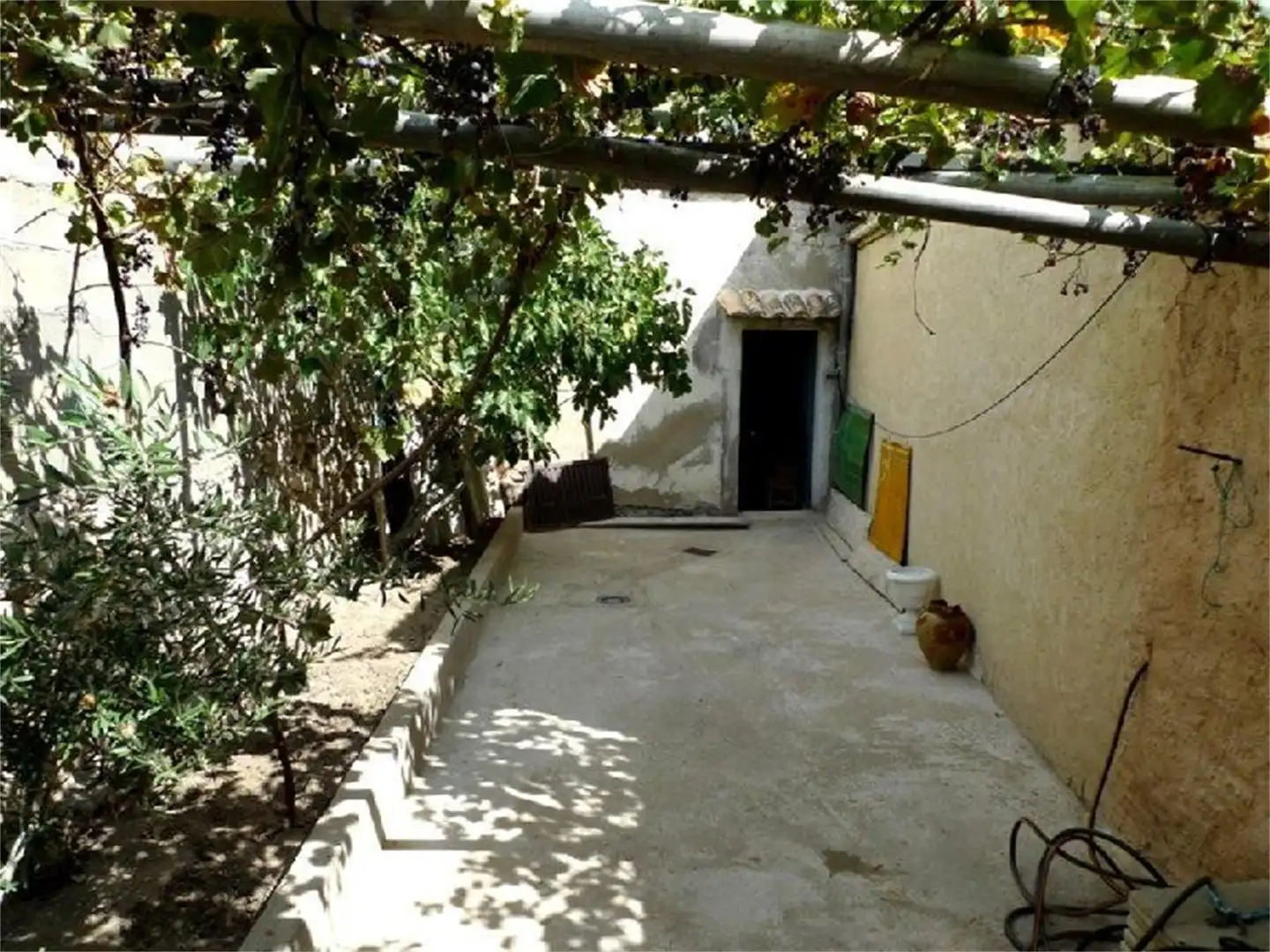 Finca rústica en venta en Calle El Paraíso, Huete Jardín de Finca rústica en venta en Huete