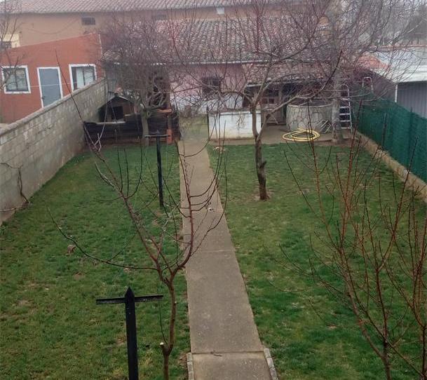 Casa adosada en venda a Barrio la Estación, El Burgo Ranero , León - imatge 1 Foto 1 de Casa adosada en venda a Barrio la Estación, El Burgo Ranero , León