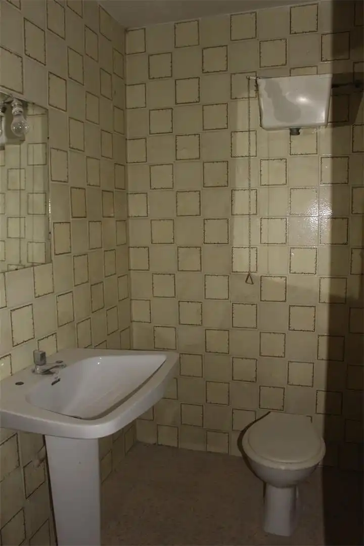 Trastero en venta en Avenida Llombo, 9, El Llombo Baño de Trastero en venta en Ontinyent