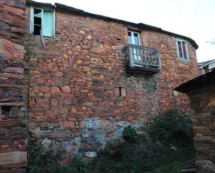 Vista exterior de Casa adosada en venda en Bóveda