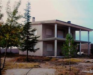 Vista exterior de Casa o xalet en venda en  Albacete Capital amb Terrassa i Balcó