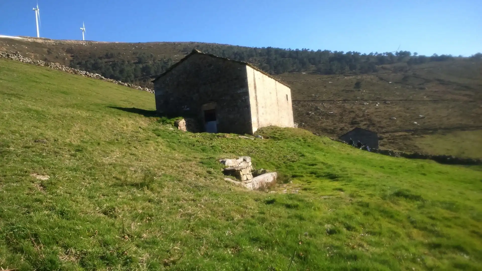 Vista exterior de Terreno en venta en Merindad de Valdeporres