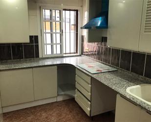 Flat to rent in Calle Lope de Vega, La Calzada - La Florida