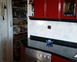 Kitchen of Flat for sale in Onzonilla  with Heating and Furnished