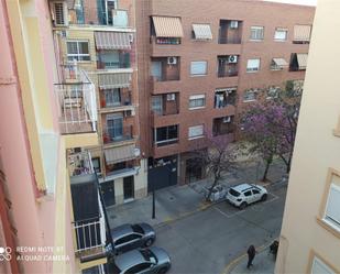 Exterior view of Flat for sale in  Valencia Capital  with Air Conditioner and Balcony