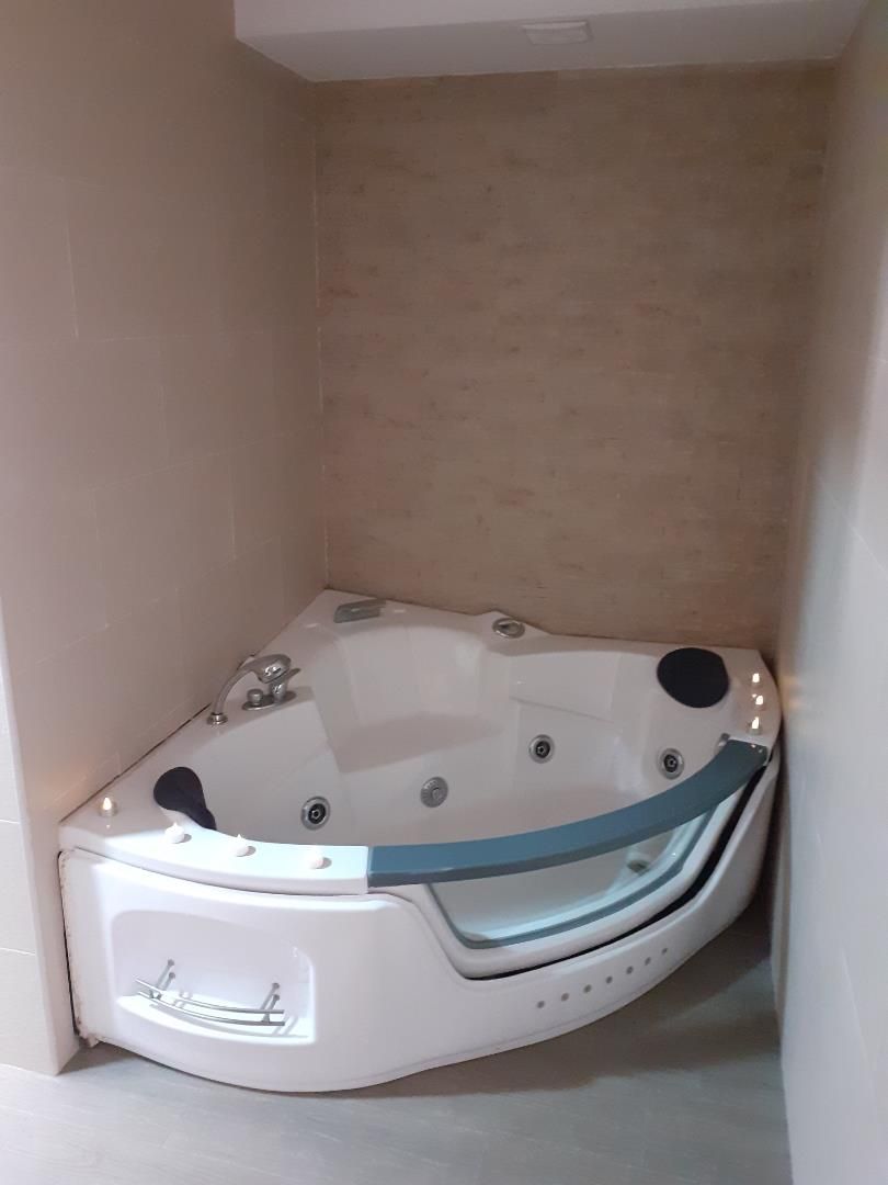 Bany de Casa o xalet en venda en Es Castell amb Terrassa i Piscina