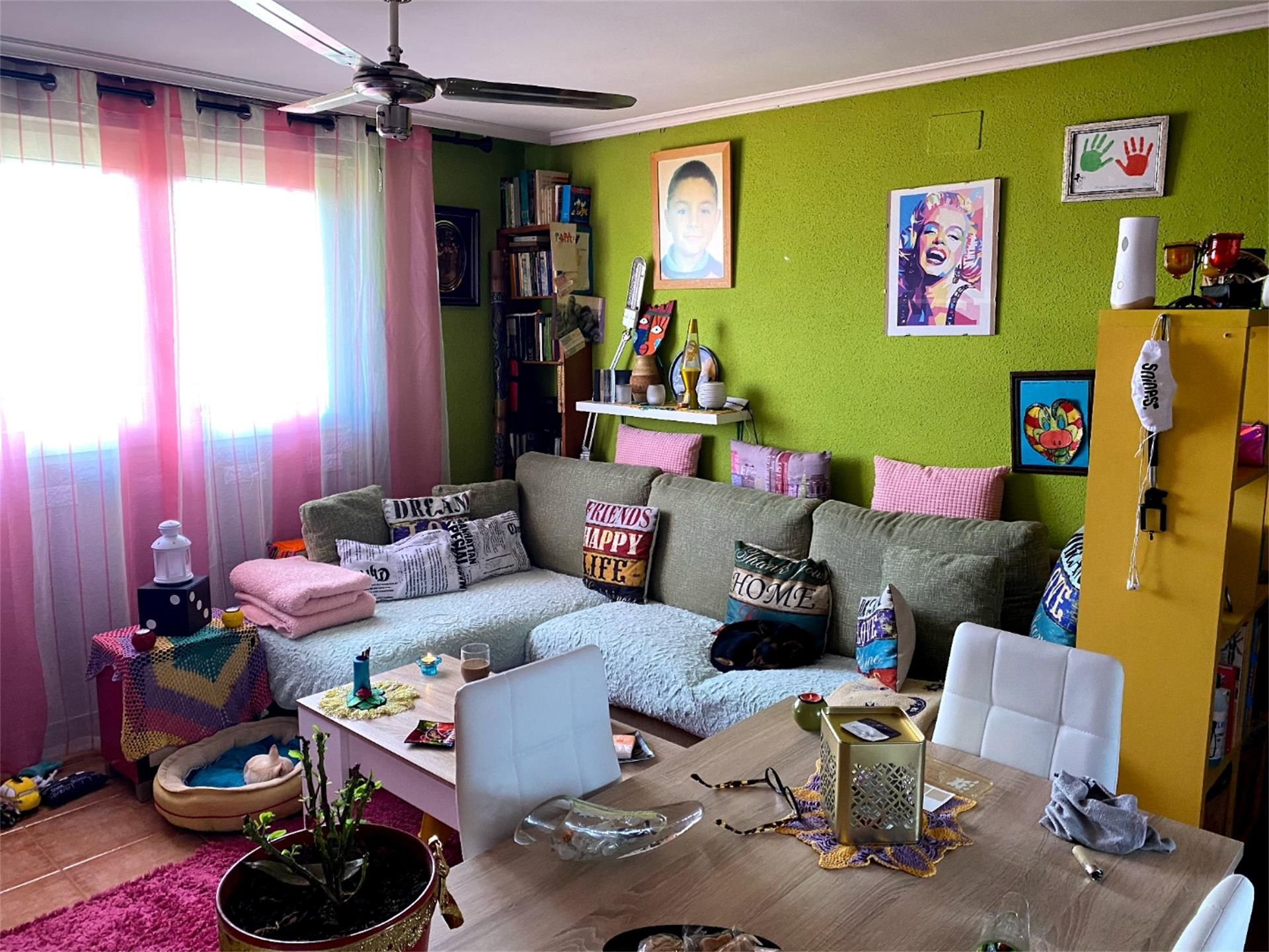 Living room of Flat for sale in Santander  with Heating, Furnished and Oven