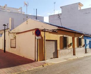 Exterior view of Single-family semi-detached for sale in Los Montesinos  with Air Conditioner and Terrace