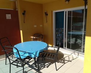 Exterior view of Flat for sale in Roquetas de Mar  with Terrace, Swimming Pool and Balcony