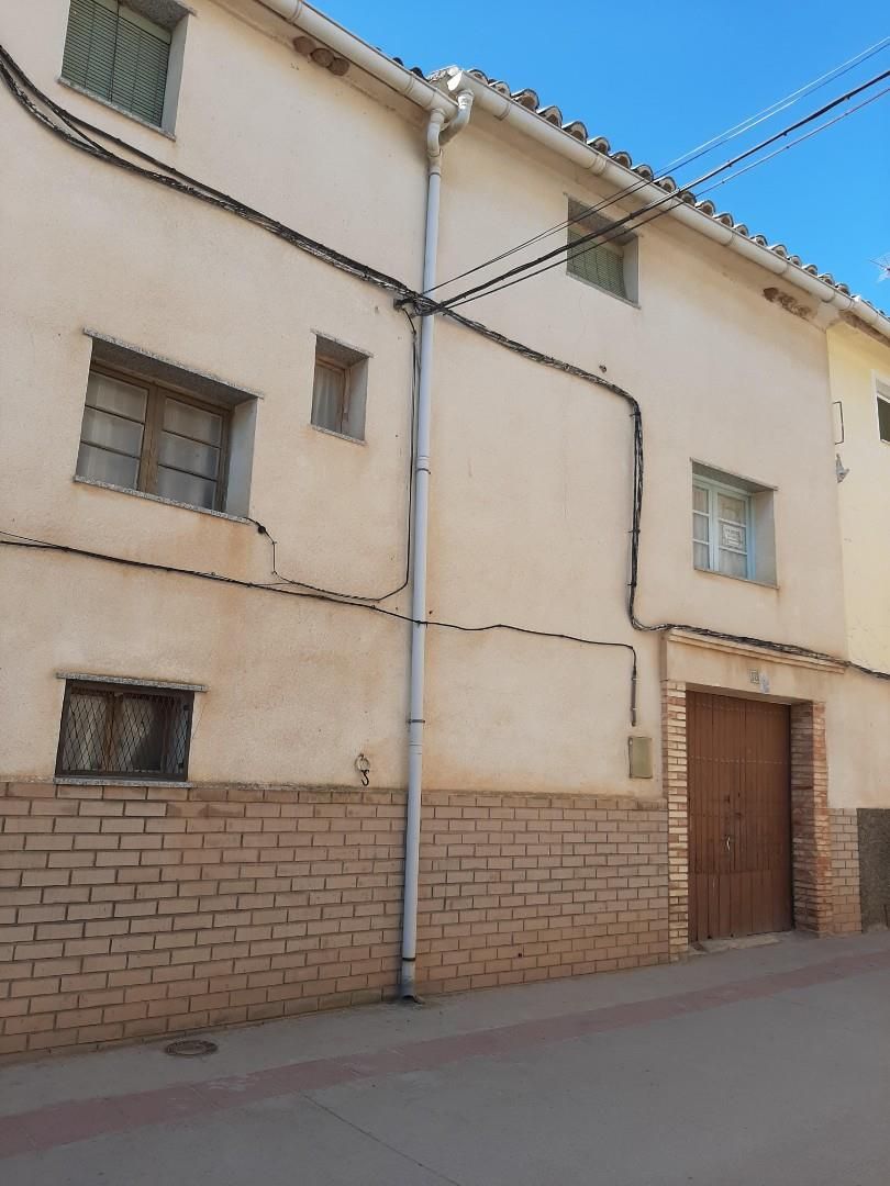 Exterior view of Single-family semi-detached for sale in La Puebla de Híjar