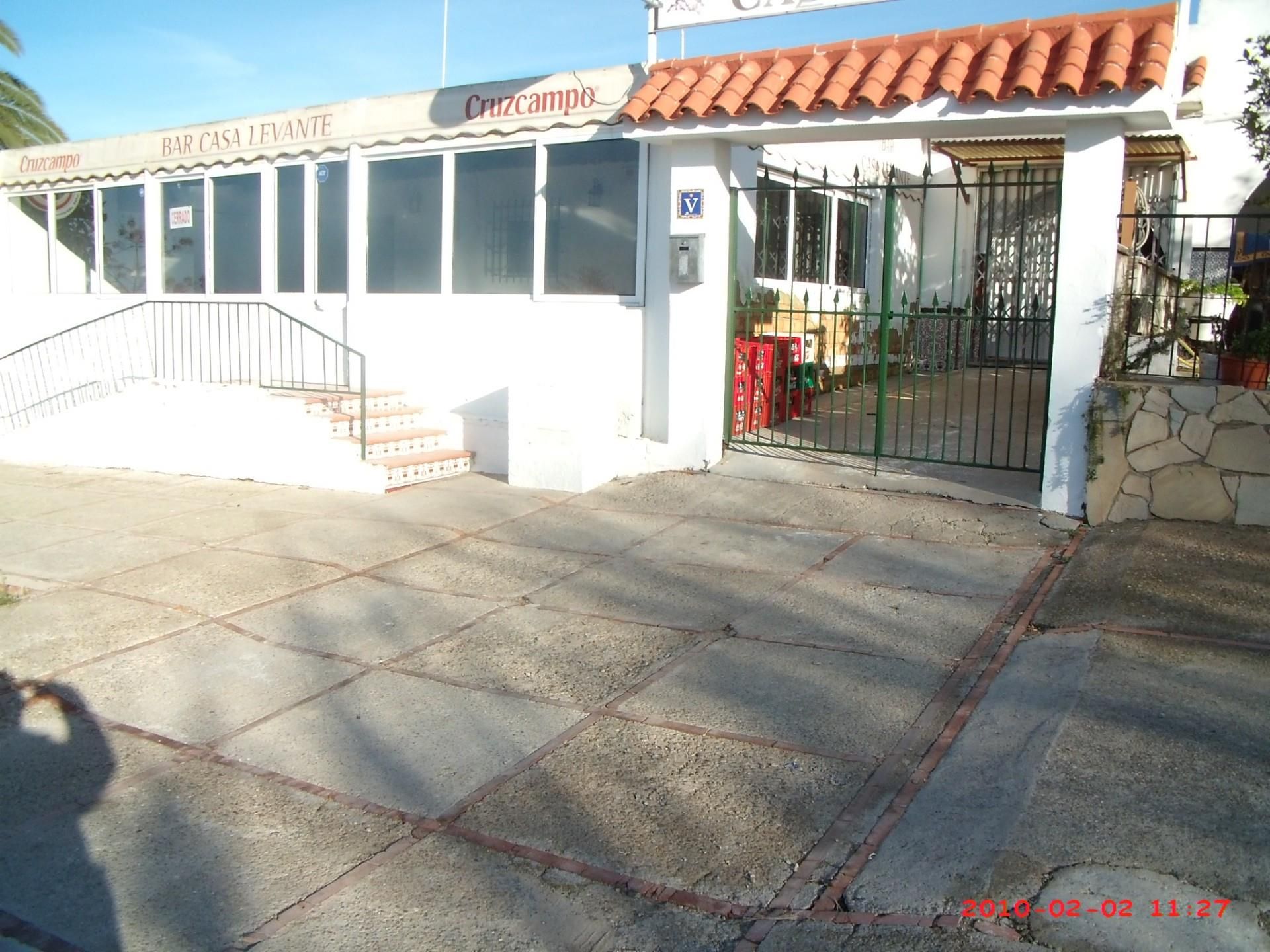 Exterior view of Premises for sale in San José del Valle  with Air Conditioner and Heating