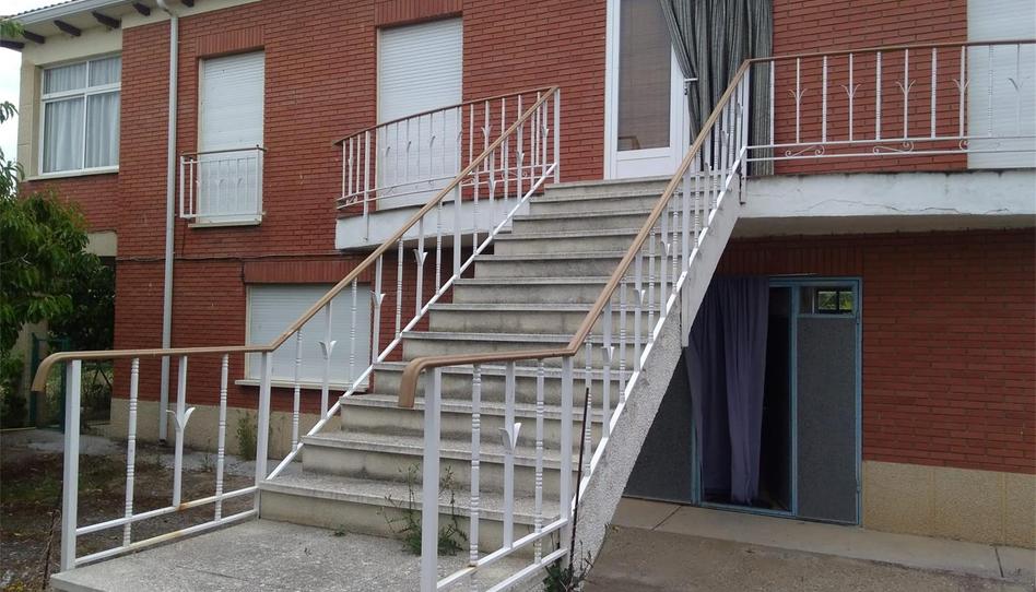 Foto 1 de Casa o xalet en venda a Calle Marqués de Donadío, Villalbarba, Valladolid