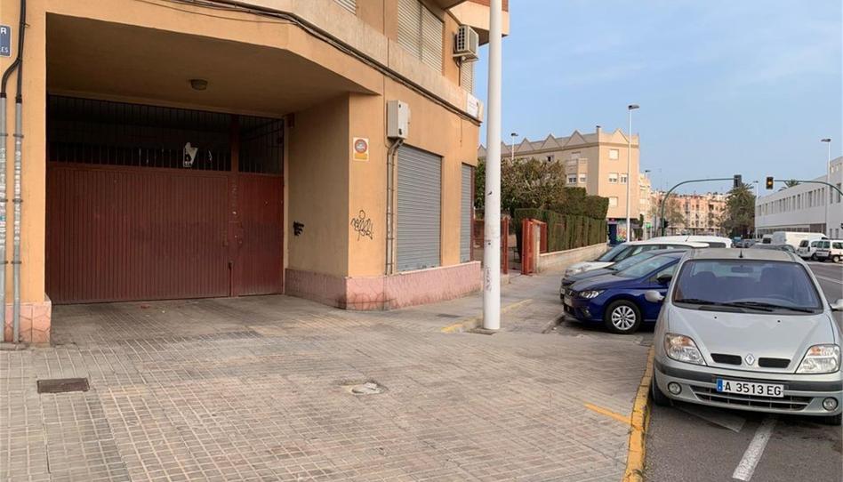 Garaje de alquiler en Calle Alginet, Altabix, Alicante - imagen 1 Foto 1 de Garaje de alquiler en Calle Alginet, Altabix, Alicante