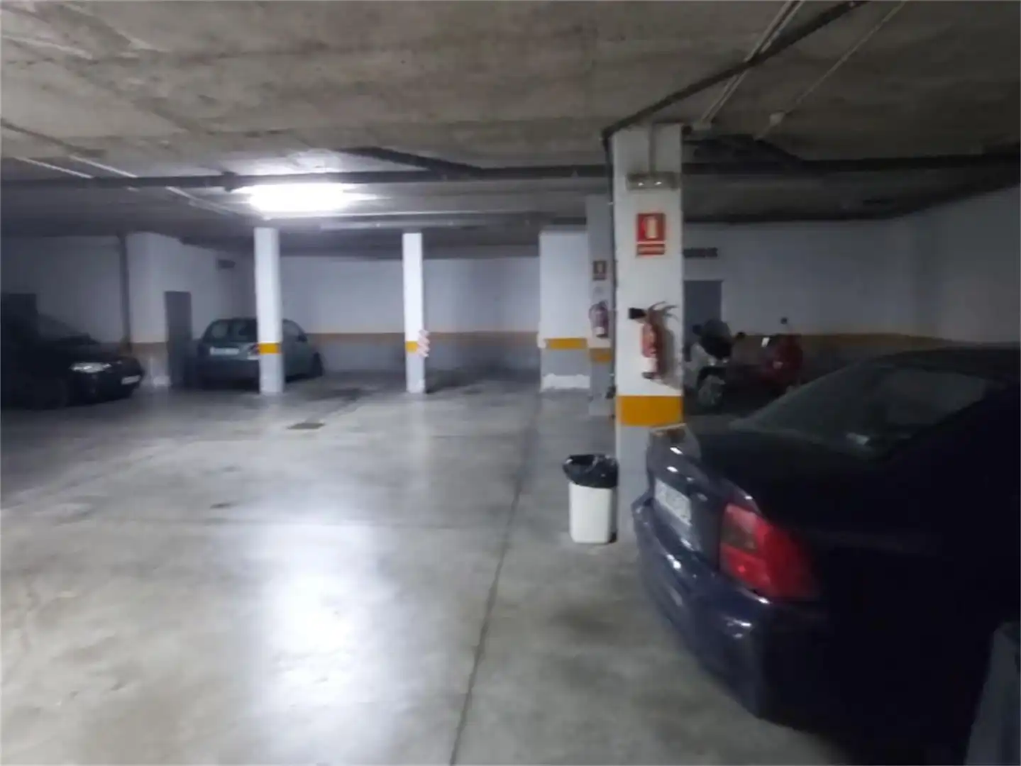 Garaje en venta en Calle Francisco Cacero, Las Almenas Parking de Garaje en venta en Tomares