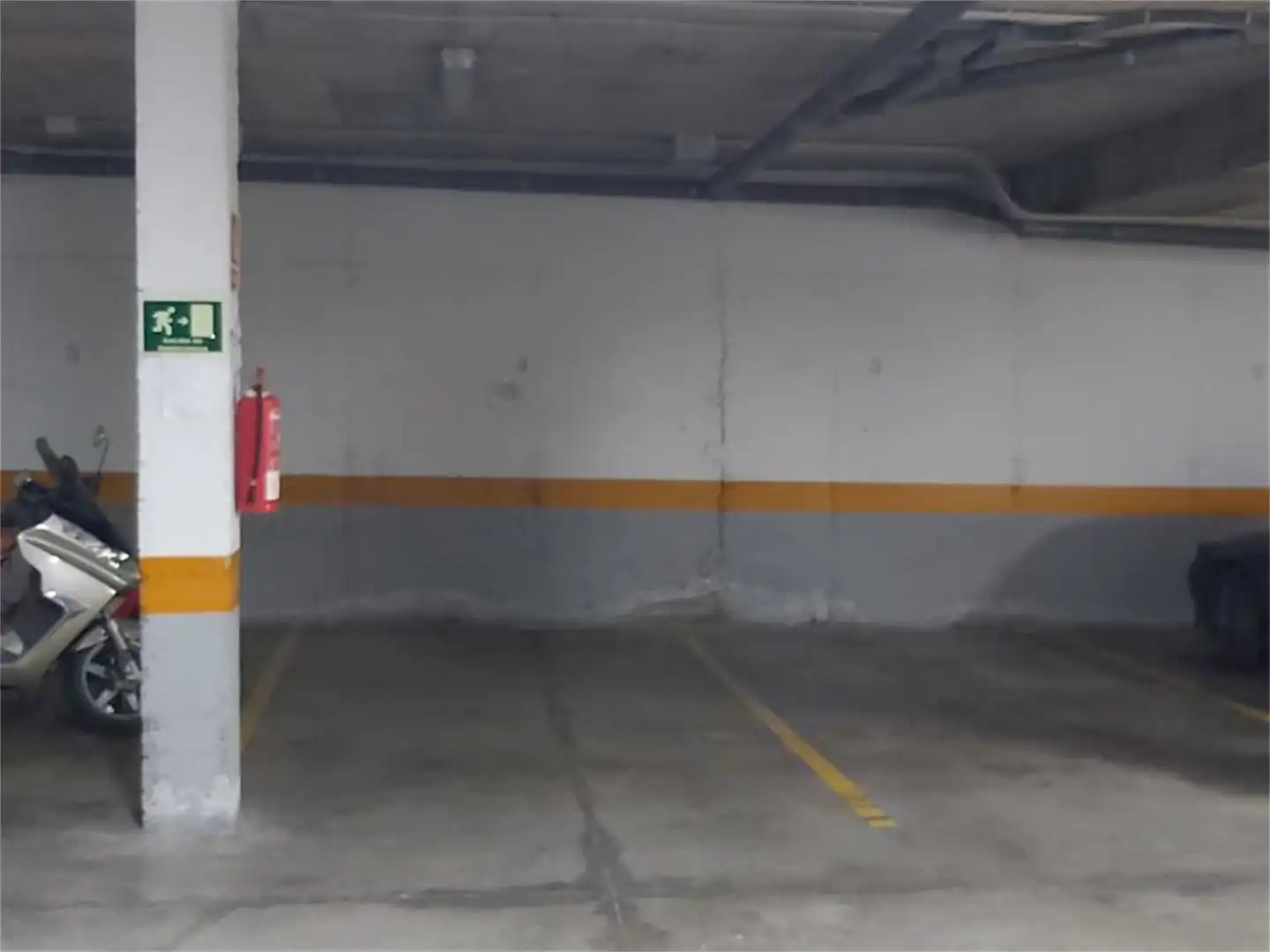 Garaje en venta en Calle Francisco Cacero, Las Almenas Parking de Garaje en venta en Tomares