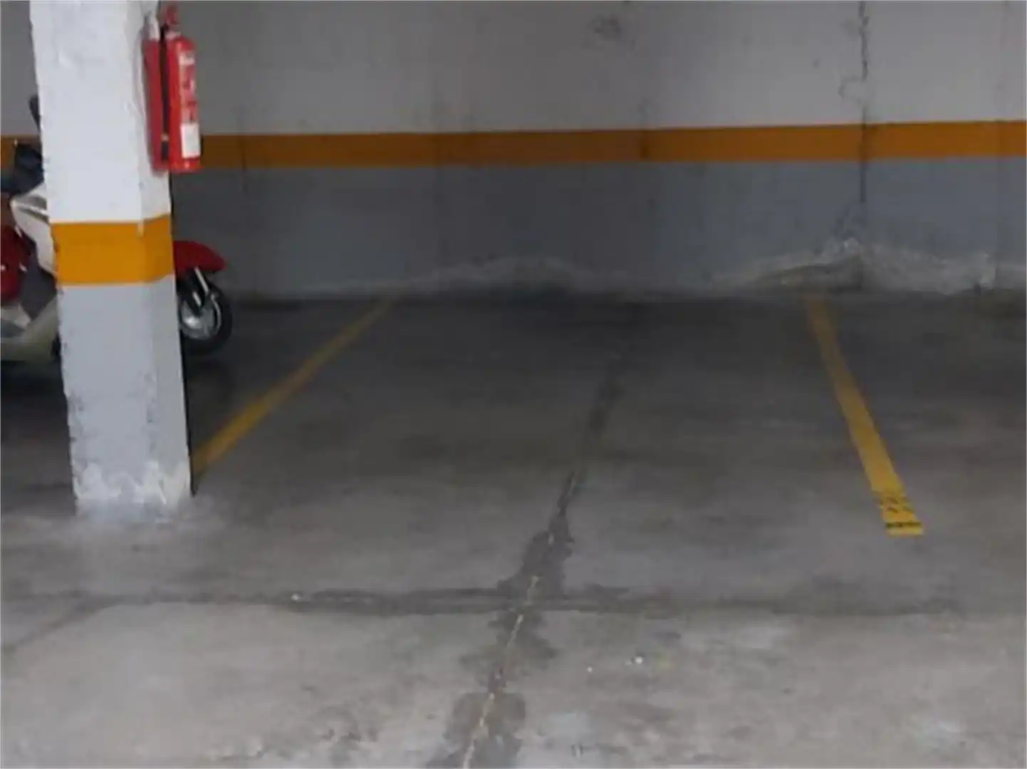 Garaje en venta en Calle Francisco Cacero, Las Almenas Parking de Garaje en venta en Tomares