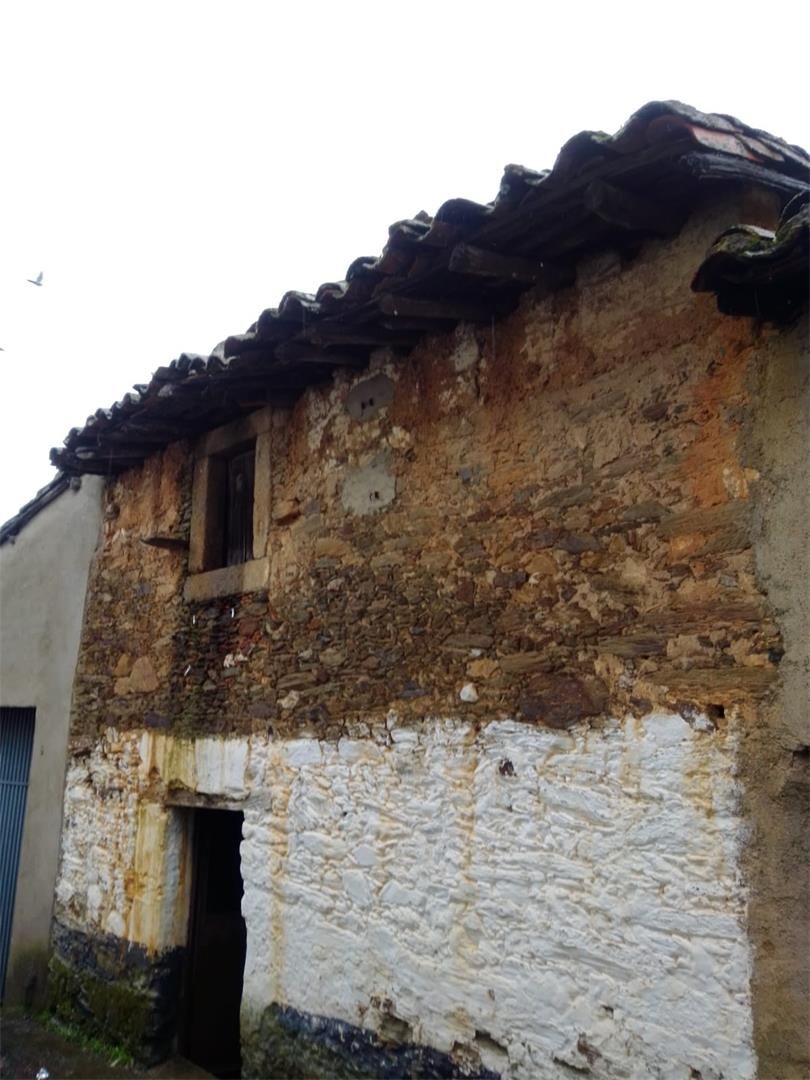 Vista exterior de Casa adosada en venda en Guijo de Coria