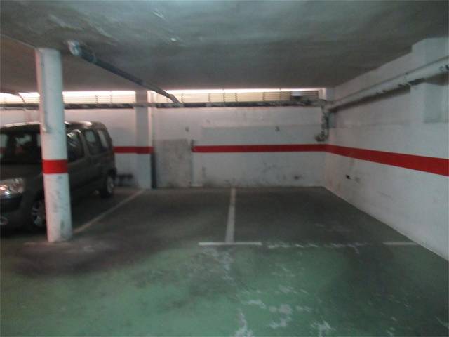 Garaje en Venta en Travesía I Valencia en Casetas - Villarrapa