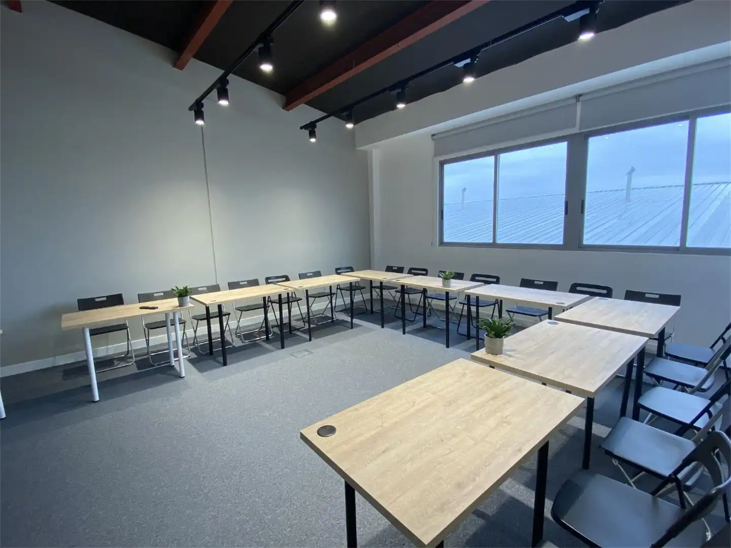Büro zur Miete in Calle del Oro, 45, San Crispín - La Estación Consorcio Büro zur Miete in Colmenar Viejo