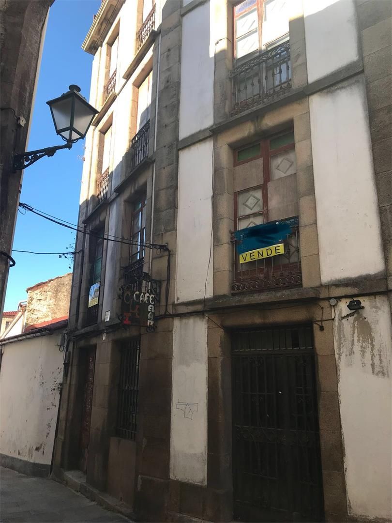 Vista exterior de Casa o xalet en venda en Santiago de Compostela  amb Balcó