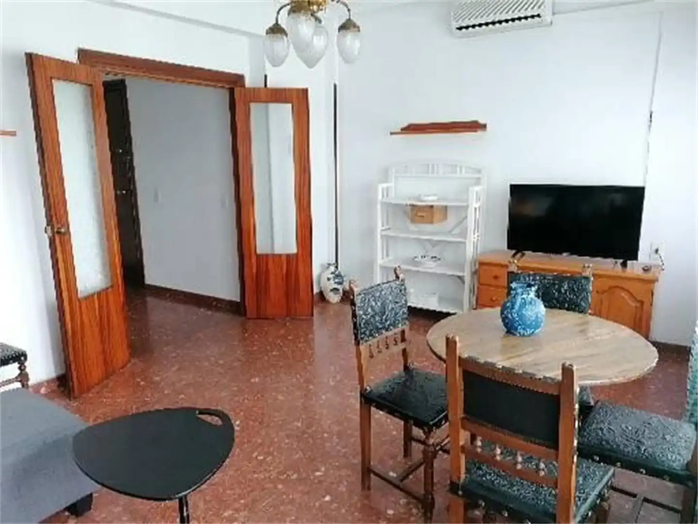 Flat for rent in Avenida Hernán Cortés, Casco Antiguo Flat for rent in Avenida Hernán Cortés, Casco Antiguo