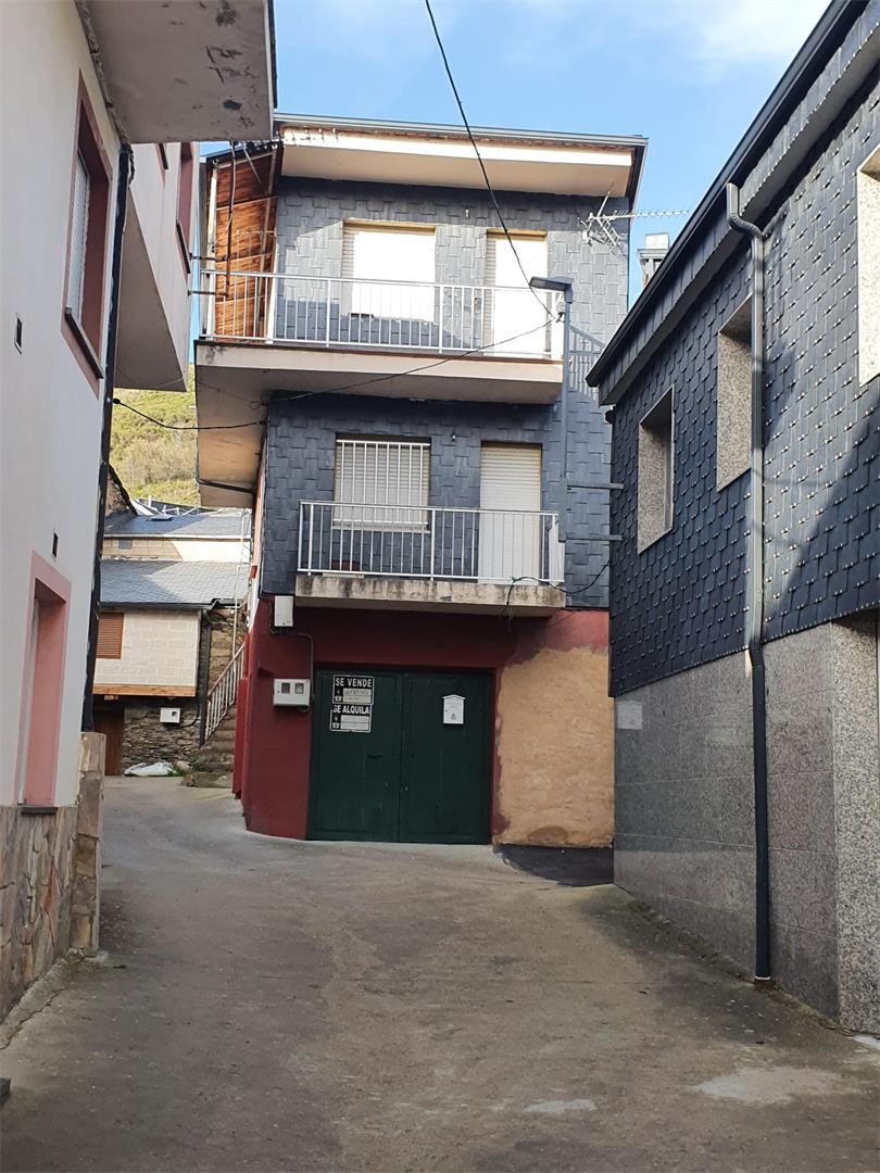 Exterior view of Single-family semi-detached for sale in Encinedo  with Heating, Terrace and Balcony