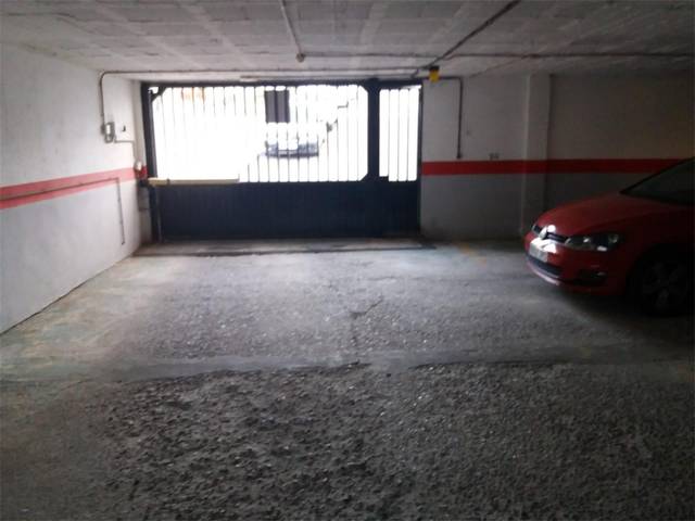 Garaje en Alquiler en Avenida del Ejército en San Roque Pueblo