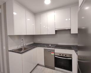 Kitchen of Flat for sale in Alcalá de Henares  with Air Conditioner