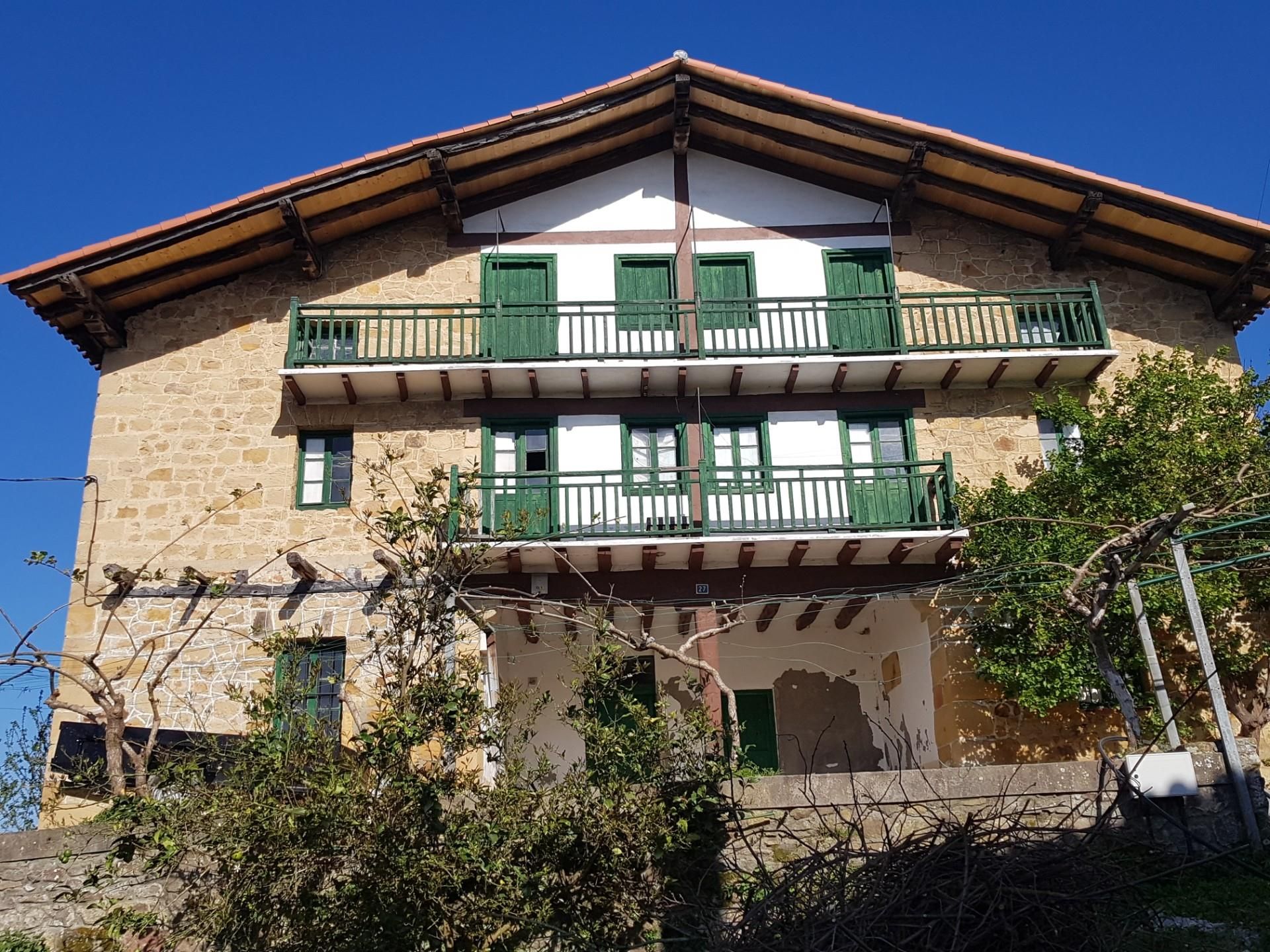 Exterior view of Country house for sale in Amorebieta-Etxano