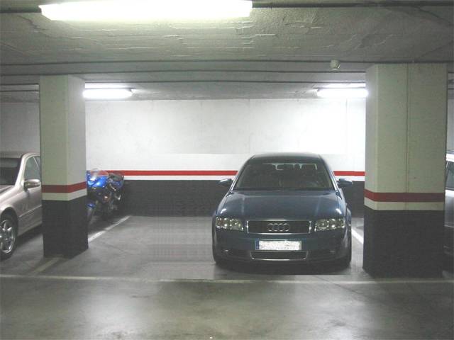 Garaje en Alquiler en Paseo de las Acacias, 30C en Acacias