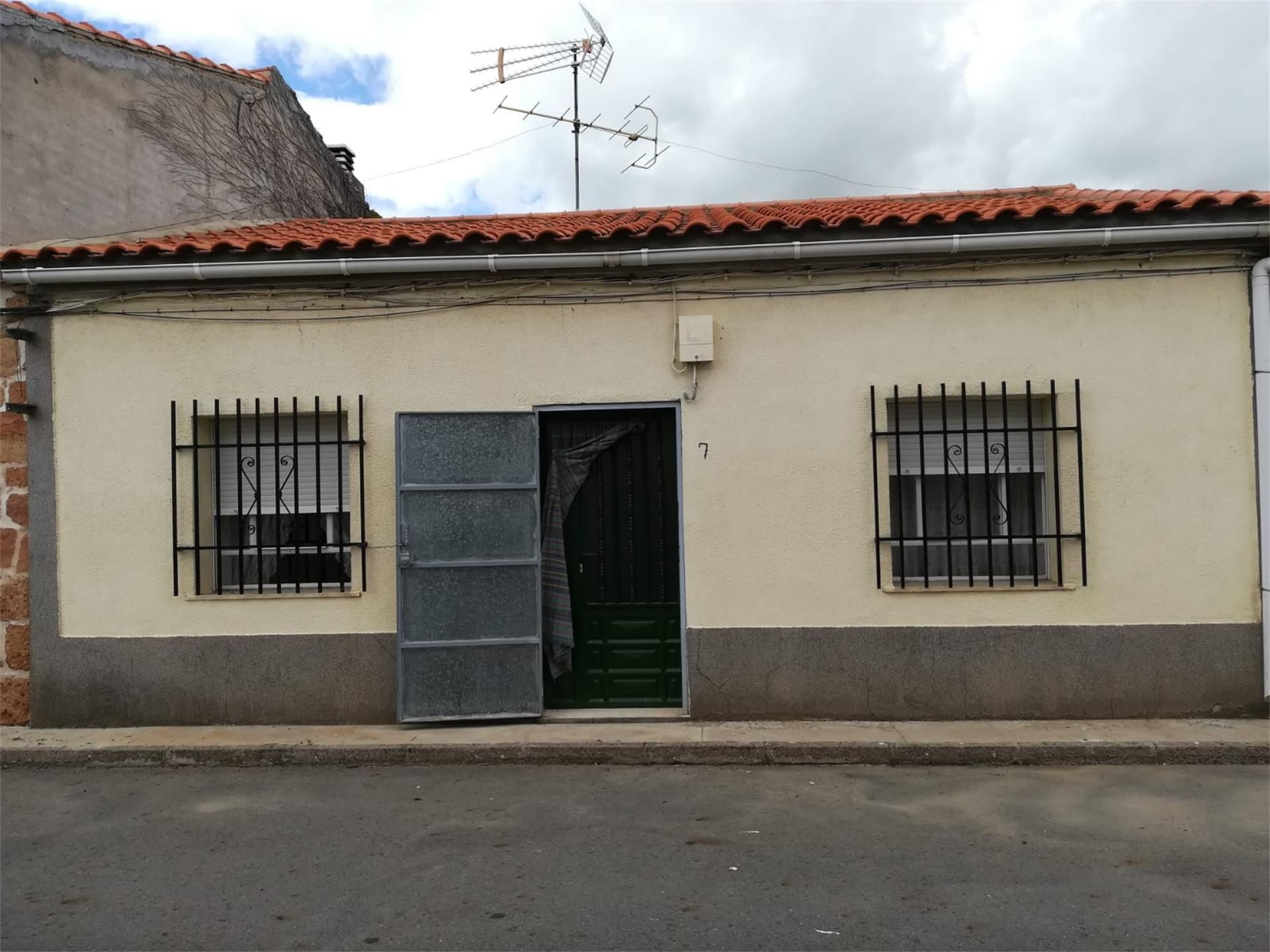 Vista exterior de Planta baixa en venda en Aldearrubia amb Traster, Moblat i Forn