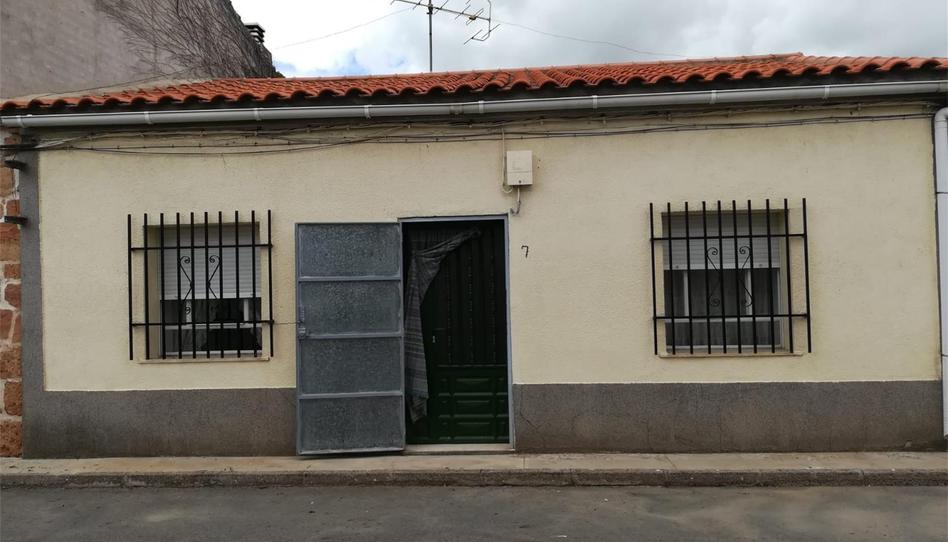 Foto 1 de Planta baixa en venda a Calle Arenal, 50, Aldearrubia, Salamanca