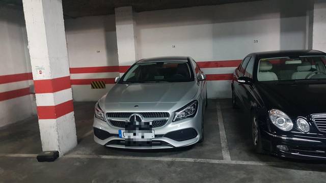 Garaje en Alquiler en Avenida de la Cruz de Juárez, 4 en Santa Rosa - Valdeolleros