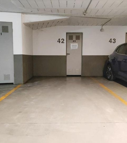 Photo 2 of Garage to rent in Avenida República Argentina, Tomiño, Pontevedra