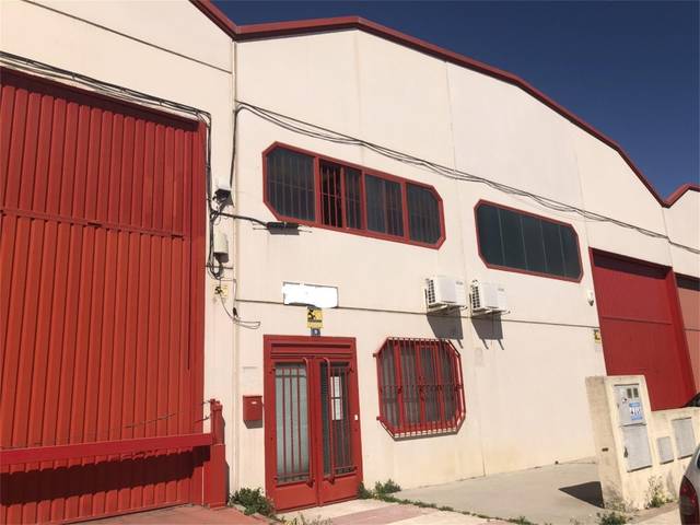 Nave industrial en Venta en Calle Sapporo en Humanes de Madrid