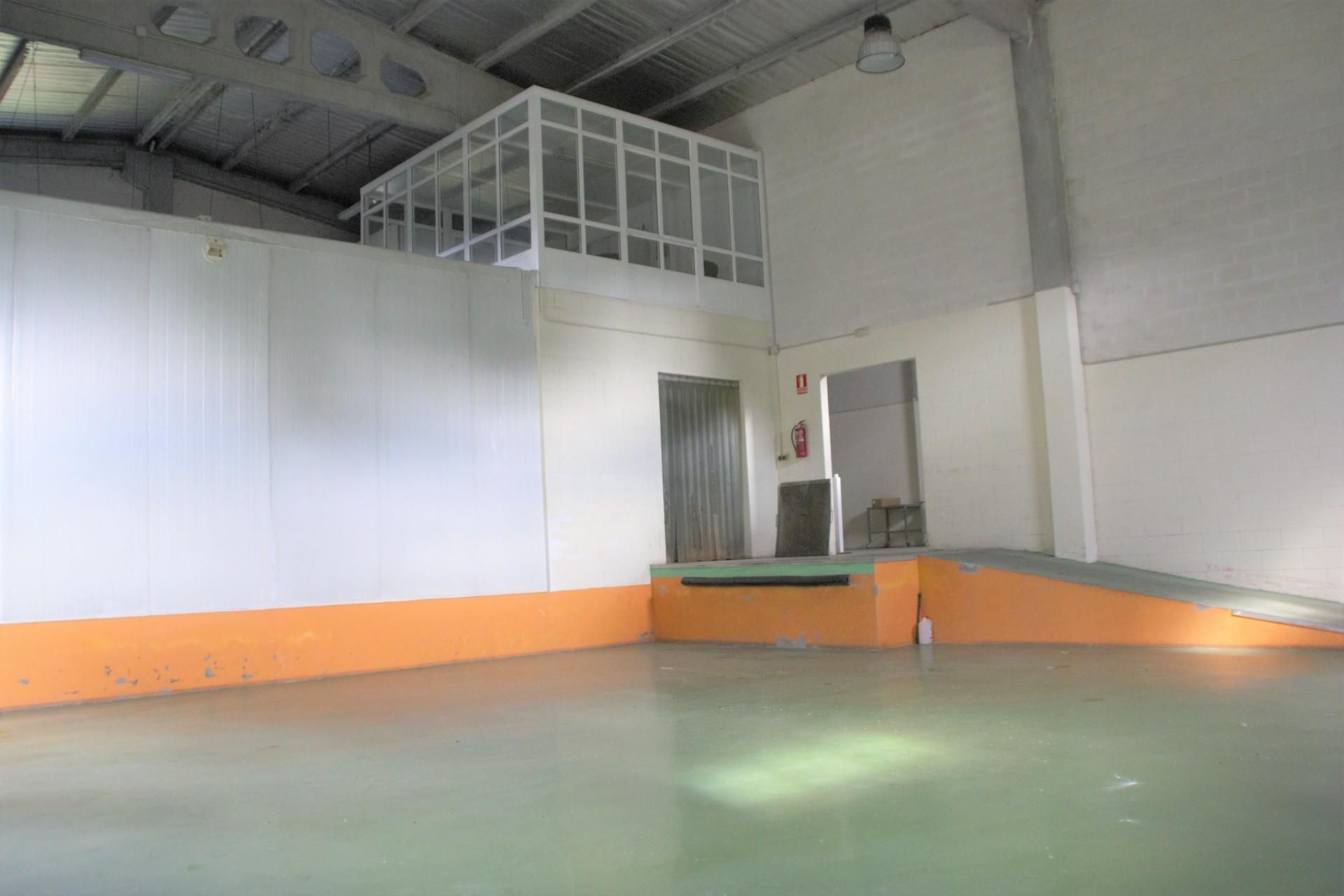 Nau industrial en venda en Padrón