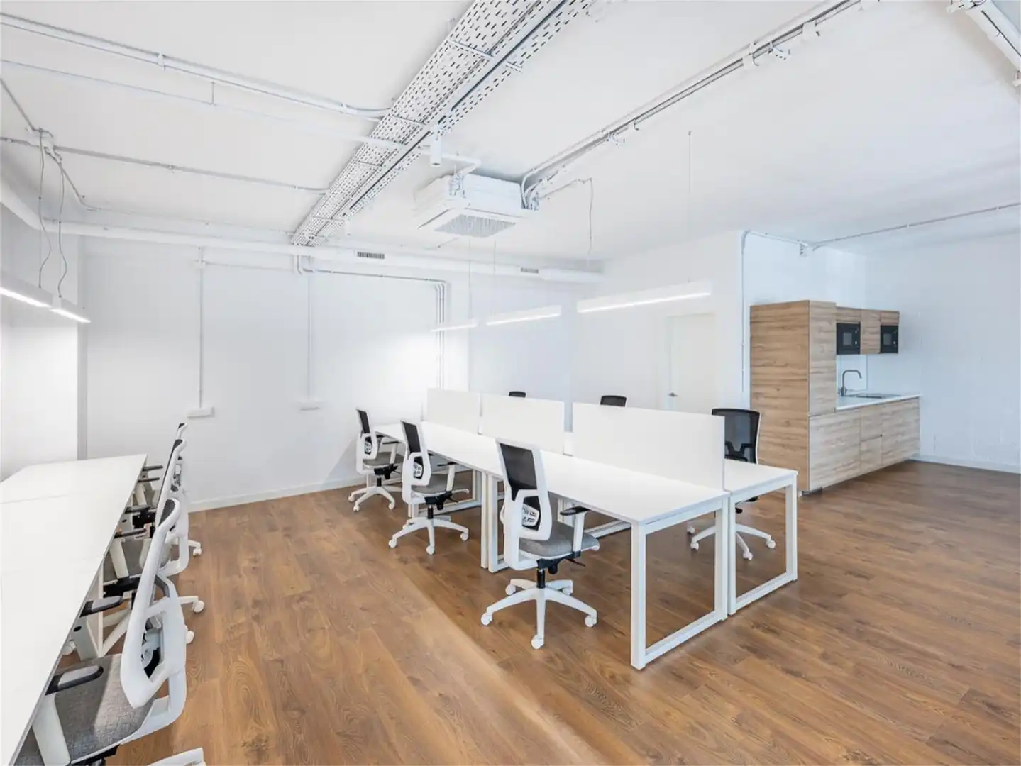 Office for rent in Avenida Manuel Fraga Iribarne, 15, La Colina Office for rent in Torremolinos