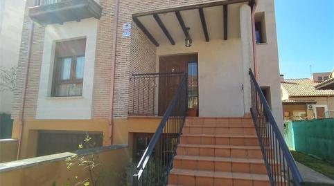 Casa o chalet en venta en Calle Camino de Sirga, 4, Villamuriel de Cerrato, Palencia - imagen 2 Foto 2 de Casa o chalet en venta en Calle Camino de Sirga, 4, Villamuriel de Cerrato, Palencia