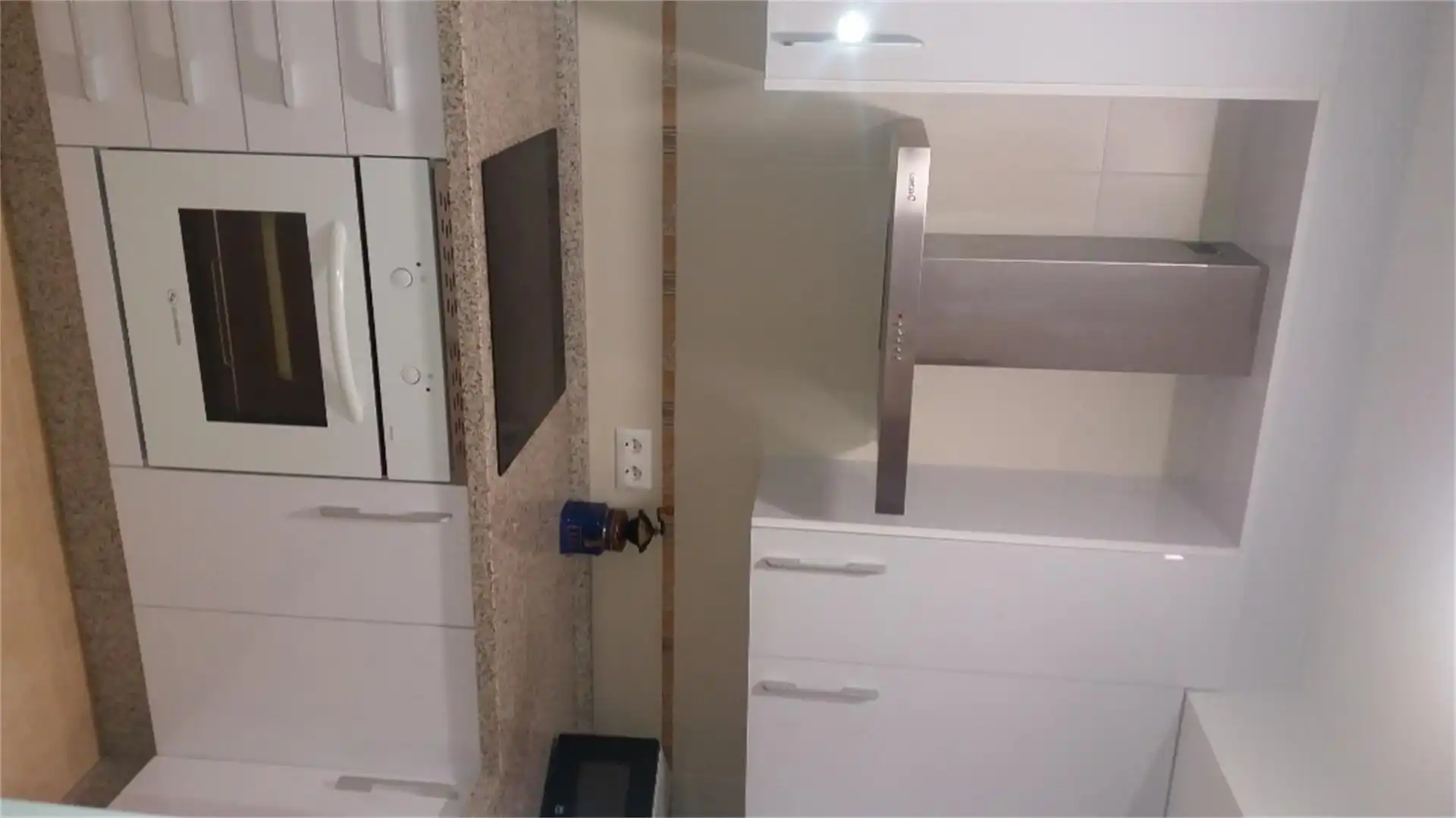 Casa adosada en venta en Avenida Boucou, Montilla Cocina de Casa adosada en venta en Montilla con Aire acondicionado, Calefacción y Terraza