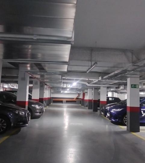 Foto 2 de Garaje de alquiler en Calle del Doctor Esquerdo, 124, Niño Jesús,  Madrid Capital