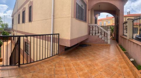 Foto 4 de Casa o chalet en venta en Calle Almendro, 21, Malpartida de Plasencia, Cáceres