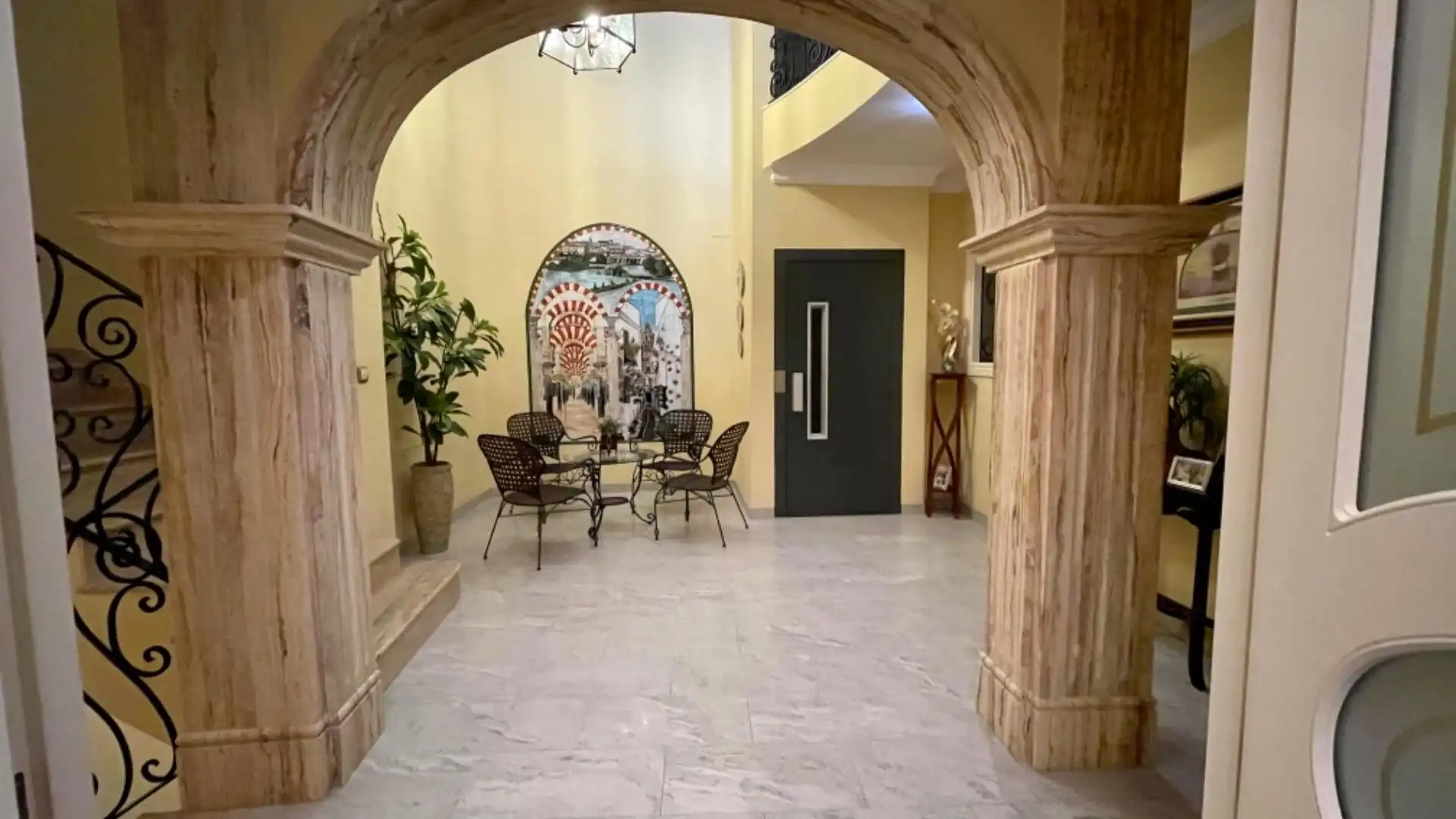 Casa adosada en venta en Calle Corredera, 1, Castro del Río Casa adosada en venta en Castro del Río con Aire acondicionado, Calefacción y Terraza