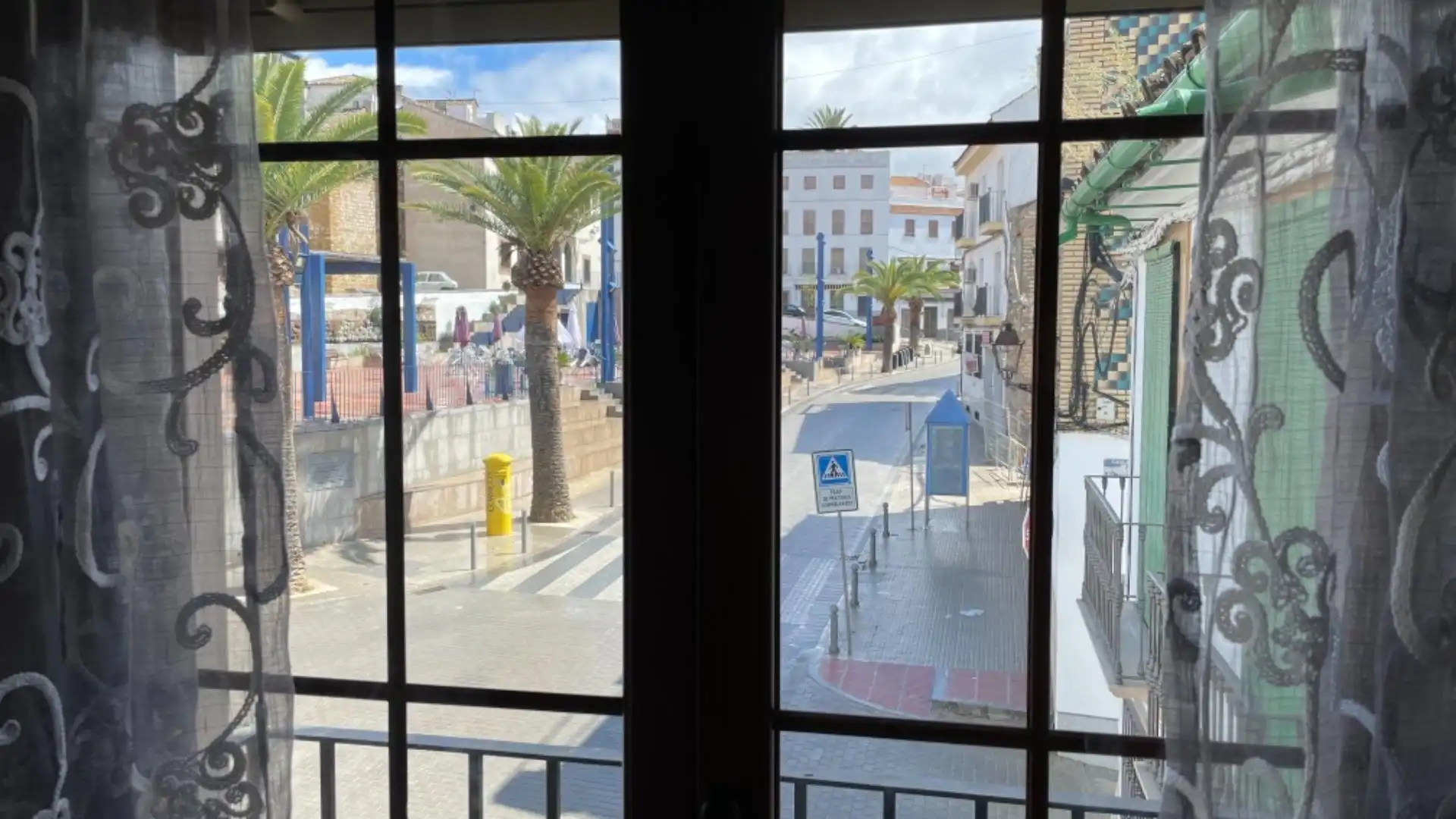Casa adosada en venta en Calle Corredera, 1, Castro del Río Vista exterior de Casa adosada en venta en Castro del Río con Aire acondicionado, Calefacción y Terraza