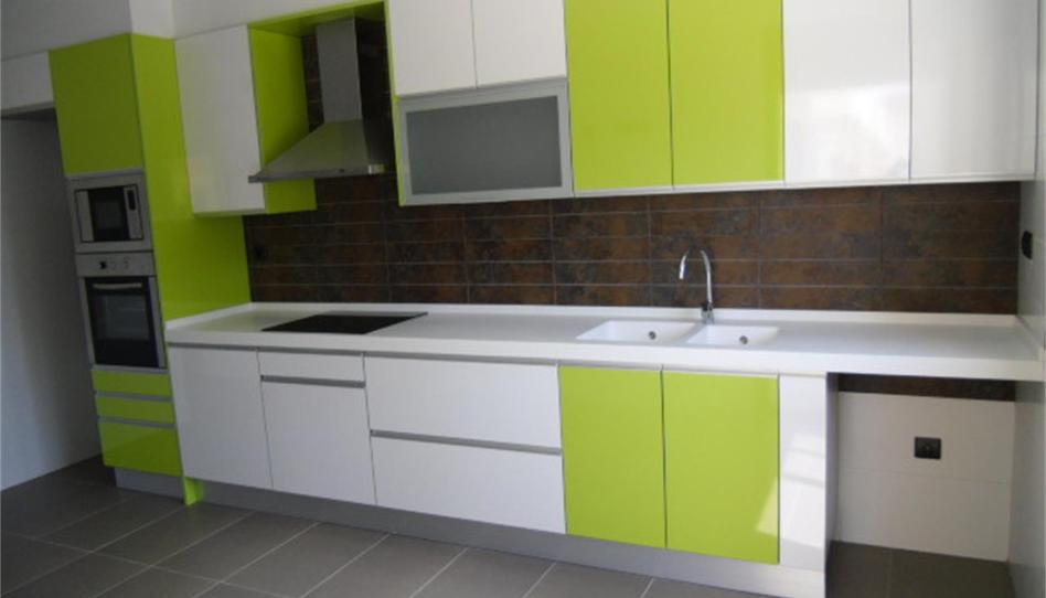 Single-family semi-detached for sale in Avenida Camino del Pozo, 112, El Casar, Guadalajara - image 1 Photo 1 of Single-family semi-detached for sale in Avenida Camino del Pozo, 112, El Casar, Guadalajara